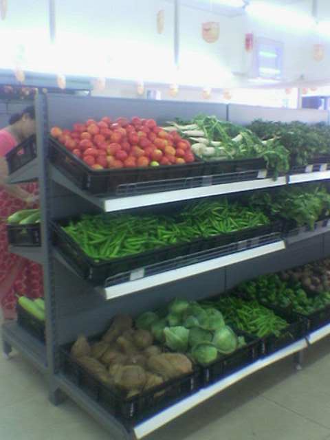 Kirana shop wall shelving